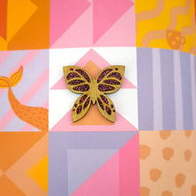Load image into Gallery viewer, Mini Brooch Butterfly