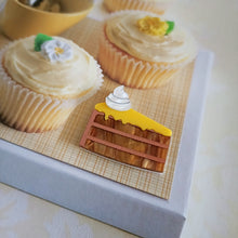 Load image into Gallery viewer, Piece of Cake Brooch Yellow
