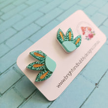 Load image into Gallery viewer, Half Flower Studs