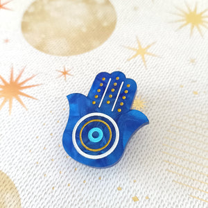 Mini Brooch Protection Hand