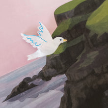 Load image into Gallery viewer, Mini Brooch Dove
