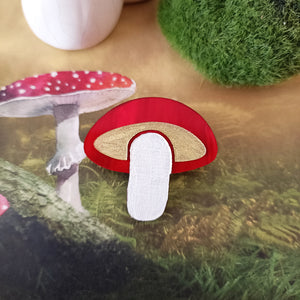 Mini Brooch Mushroom Red