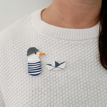 Load image into Gallery viewer, Mini Brooch Paper Boat

