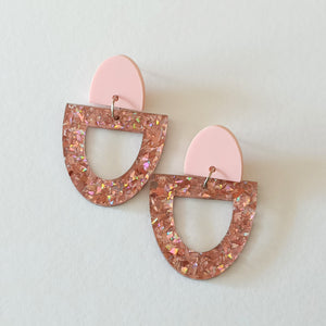 Arch Dangles Pink